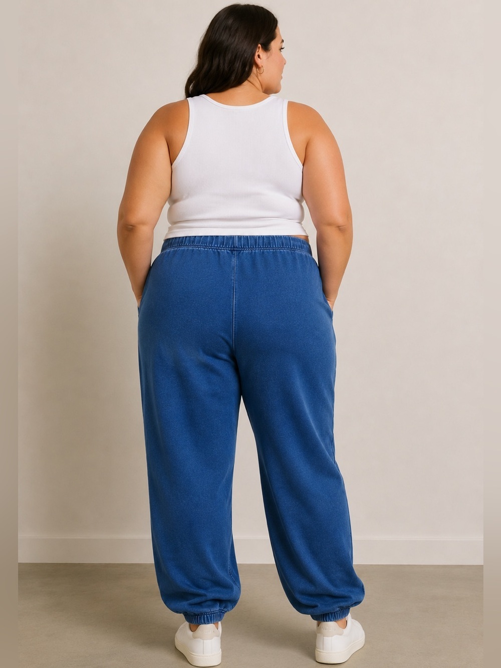 Good American Jeanius Boyfriend Denim
Style Sweatpants Plus Size 2X - Picture 2 of 5